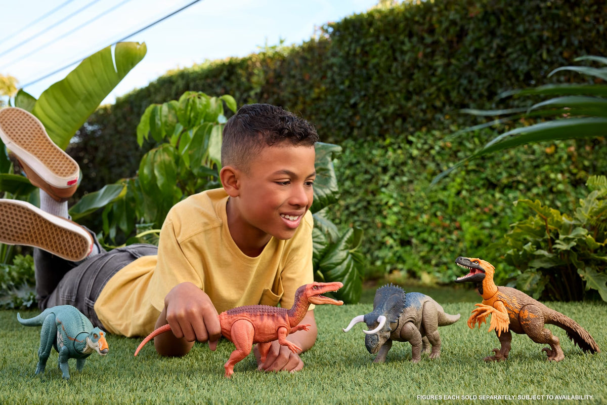 Jurassic World Dinosaurio de Juguete Rebirth Rugido Salvaje Aucasaurus