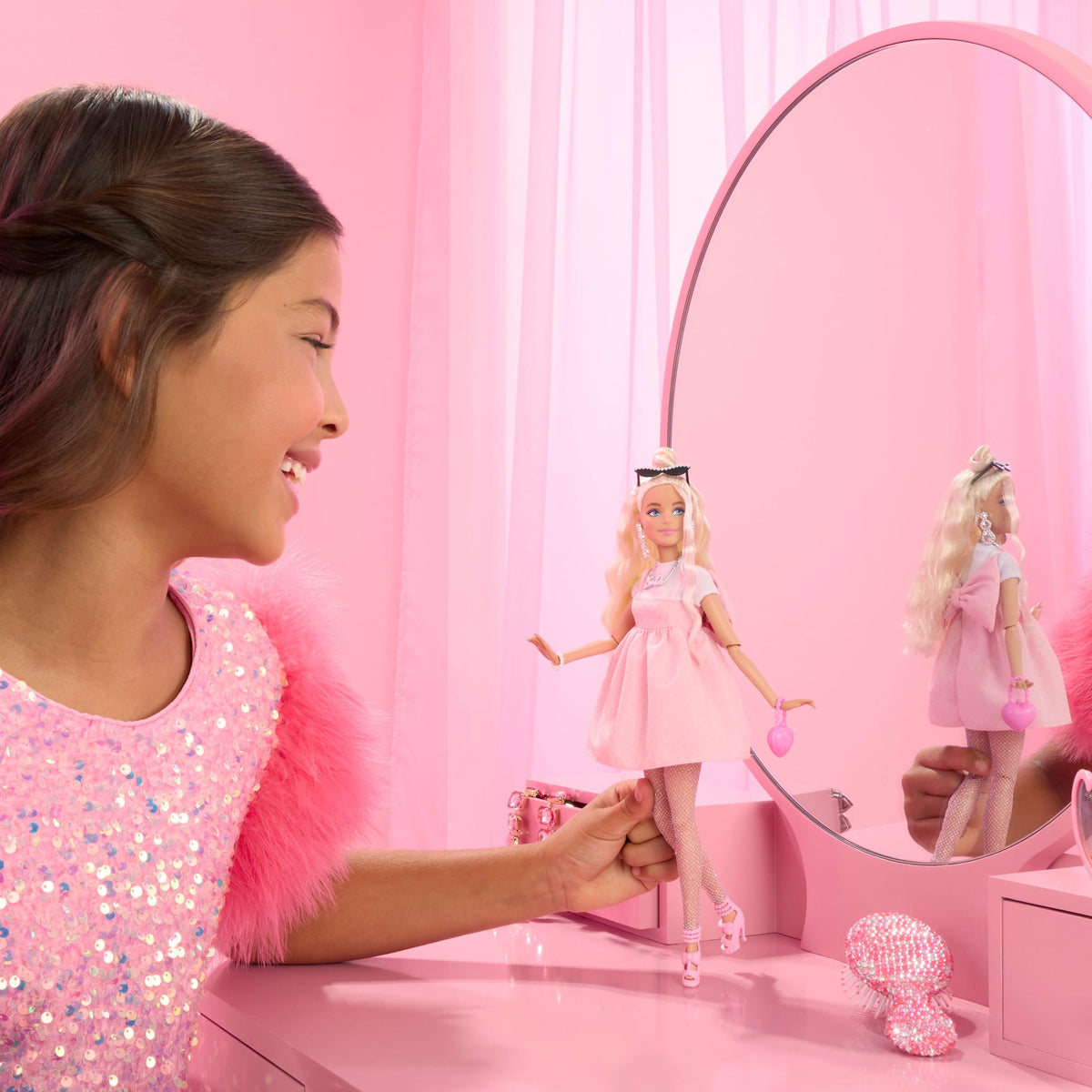 Barbie  Style de Luxe  Poupée3, Robe Barbiecore, Cheveux Blonds
