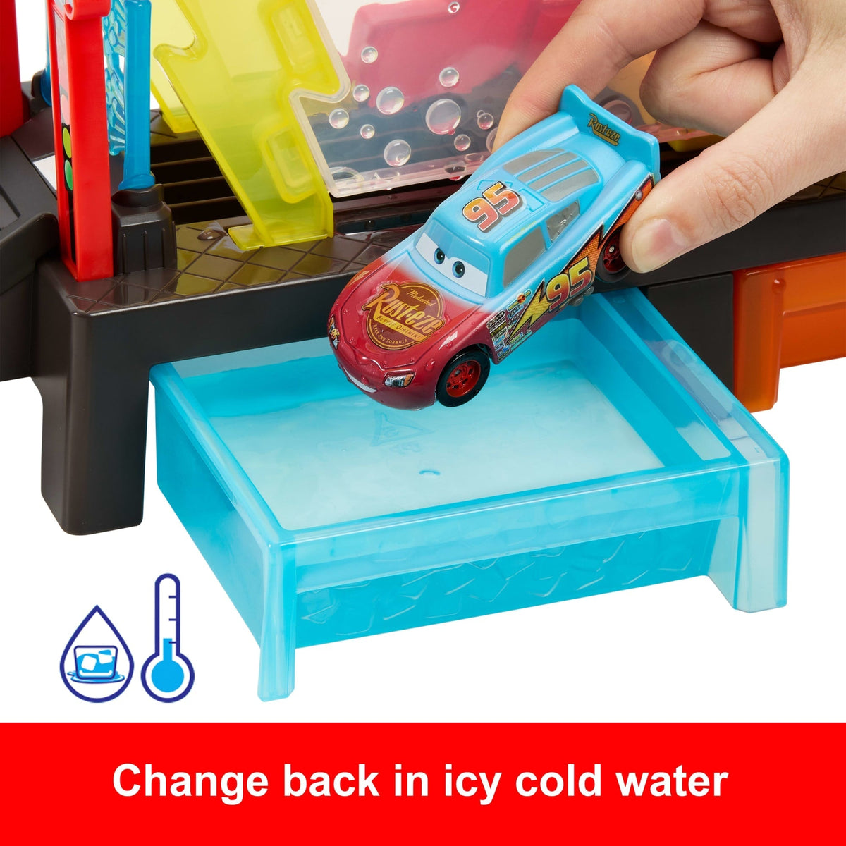 Disney And Pixar Cars Color Changers Race Ready Car Wash Playset & Color Changing Lightning Mcqueen